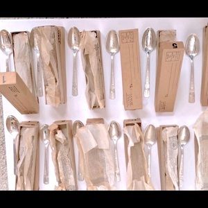 1939 World’s Fair Roger’s Full Set of 12 Silver Spoons/ Original Boxes & COEs